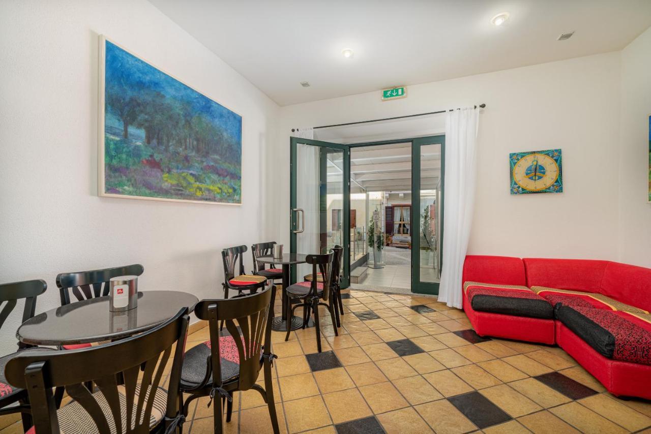 Hotel Marinaro Santa Teresa Gallura Extérieur photo