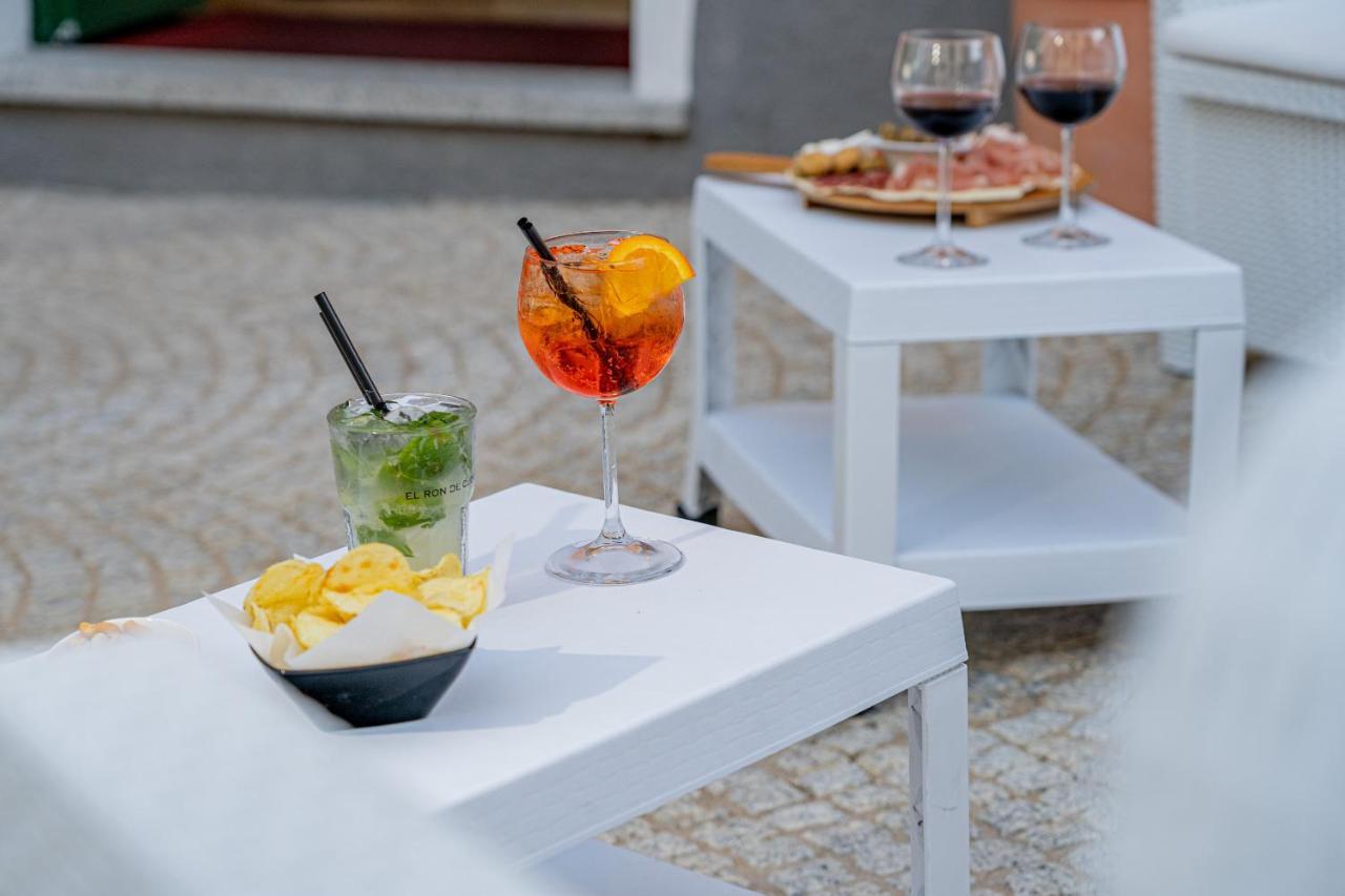 Hotel Marinaro Santa Teresa Gallura Extérieur photo