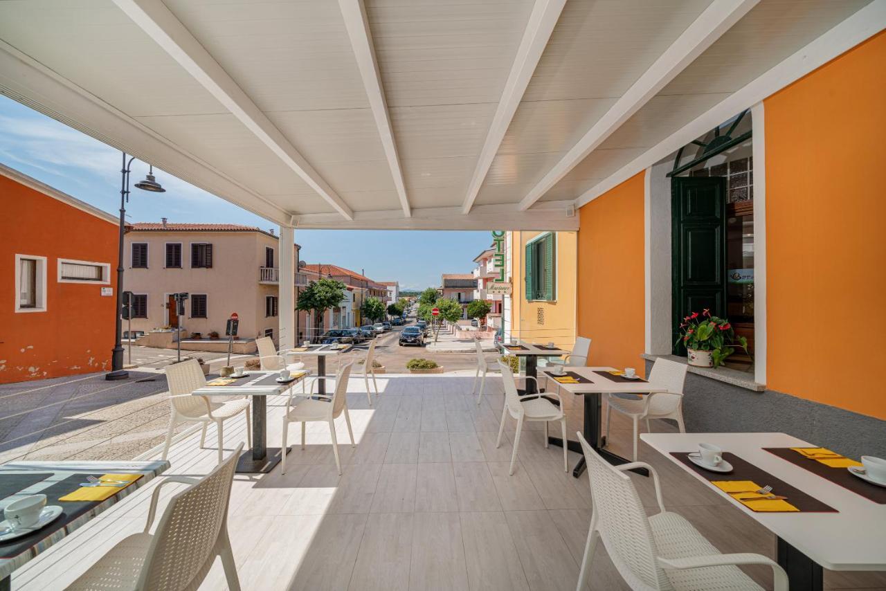 Hotel Marinaro Santa Teresa Gallura Extérieur photo